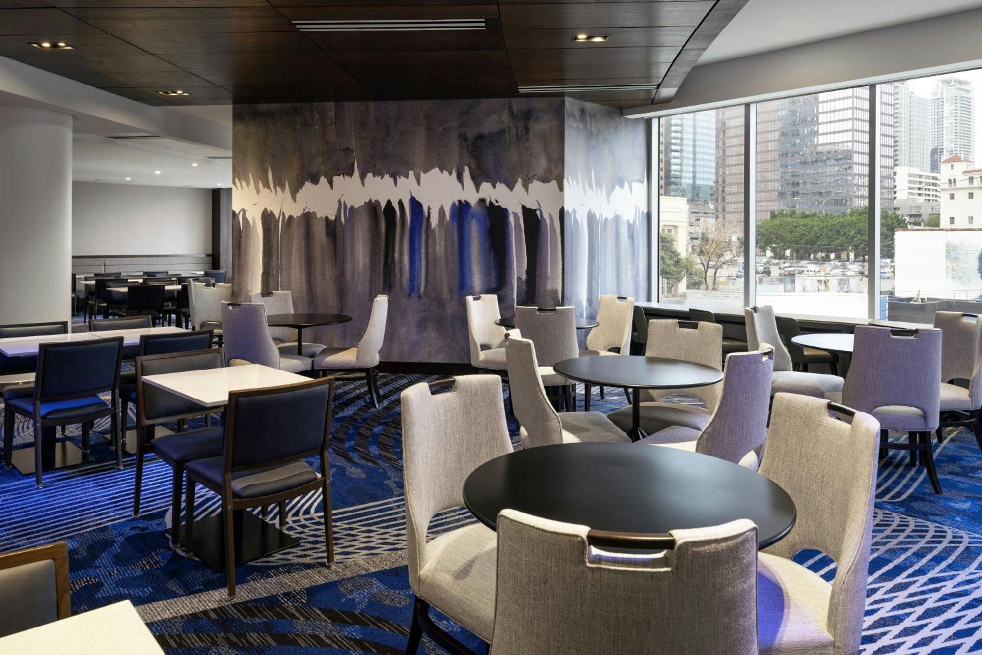 Courtyard By Marriott Los Angeles L.A. Live — Photos 3